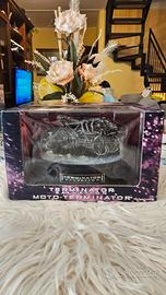 cofanetto terminator Salvation con modellino