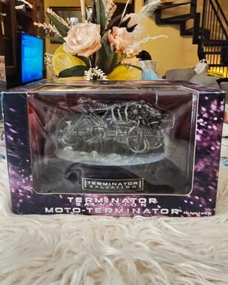 cofanetto terminator Salvation con modellino