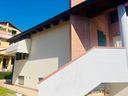villa-di-165-m²-con-piu-di-5-locali-e-box-auto-dop