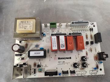 Scheda caldaia 2415613 Vaillant  VMW 242-5 I
