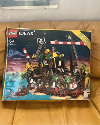 LEGO Ideas Pirates of Barracuda Bay set 21322