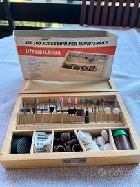 Set 100 accessori per mini utensile.