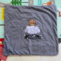 Copertina bimbo Moschino