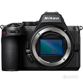 Nikon Z5 II + 24-120mm f/4 + LEXAR SDXC 128GB 1066