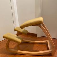 sedia svedese ergonomica Stokke