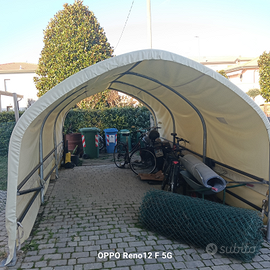Tendone gazebo posto auto