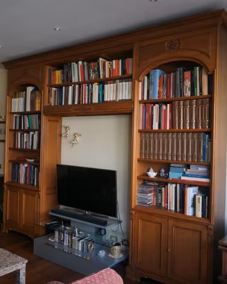 Libreria a ponte in legno di rovere stile classico