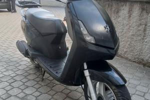 scooter vivacity 50