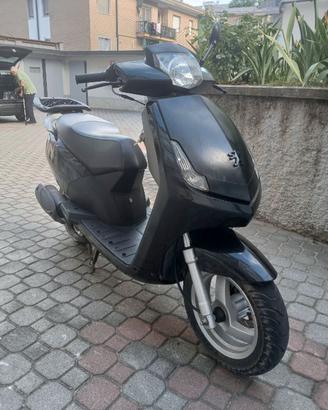 scooter vivacity 50