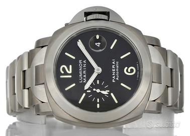 Orologio Panerai Luminor Marina in titanio