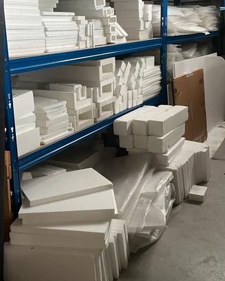 Polistirolo di varie forme e dimensioni