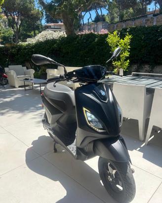 Piaggio One