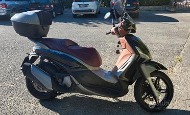 Beverly 350