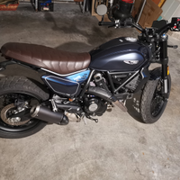 Ducati scrambler 800