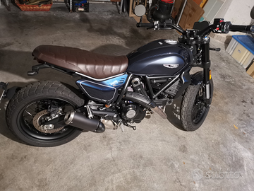 Ducati scrambler 800