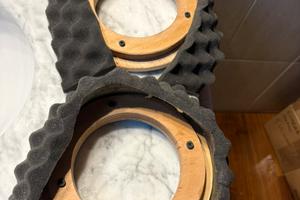 SUPPORTO IN LEGNO WOOFER 130 auto