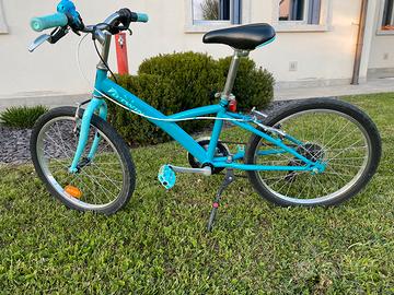 Bicicletta bambino e bambina