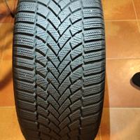 Pneumatici invernali Bridgestone 225/55 R17 101 V