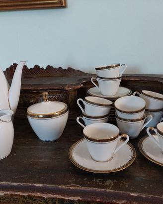 Set completo tazzine di ceramica