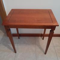 Telefono , tavolino e pouf ✨ 