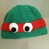 Cappellino all'uncinetto