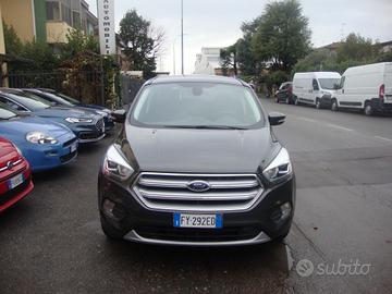 Ford Kuga 2.0 TDCI 120 CV S&S Powershift