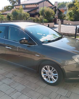 Lancia Delta 1.6 MJT DPF Gold