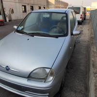 Fiat 600 anno 2007 ricambi usati