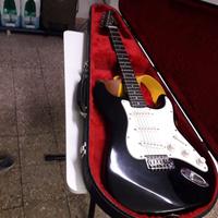 Chitarra elettrica Hyundai vintage Stratocaster 