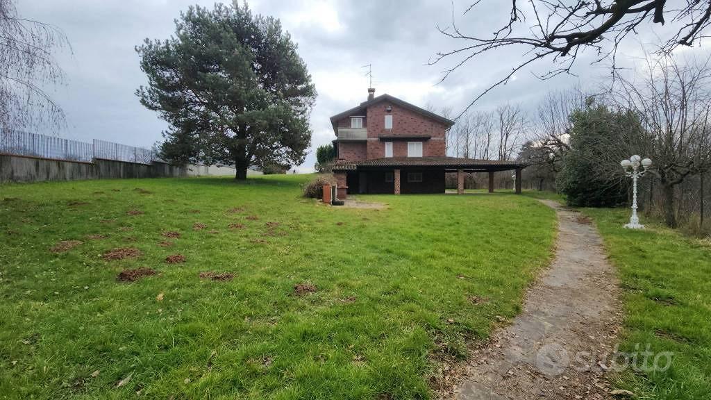 House in Oleggio, Loreto, Borzighella - Vista 2