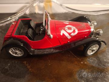 modellino Jaguar SS 100