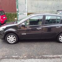 Renault Clio 1.2 16V 5 porte Luxe