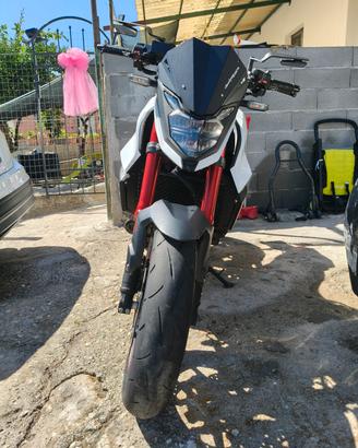 Honda Cb 750  Hornet  2024-5400 km in garanzia