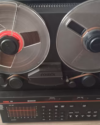 Registratore a nastro Fostex R8