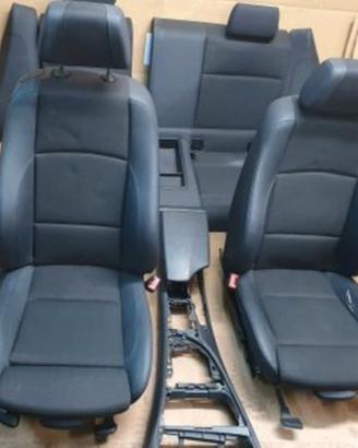 interno BMW serie 1e81 m sport 