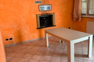 Villa bifamiliare con giardino a San Gavino