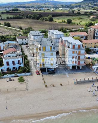 APPARTAMENTO VISTA MARE VICINO LA SPIAGGIA CON POS
