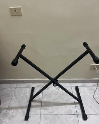 Supporto tastiera o pianoforte