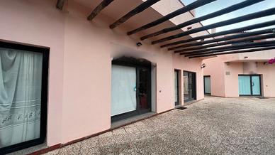 T.dei Corsari - Fabbricato commerciale e abitativo