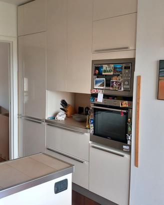 Cucina Euromobil con lavastoviglie
