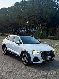 Q3 SPB 35TDI 150CV S.LINE IDENTTITY BLAK