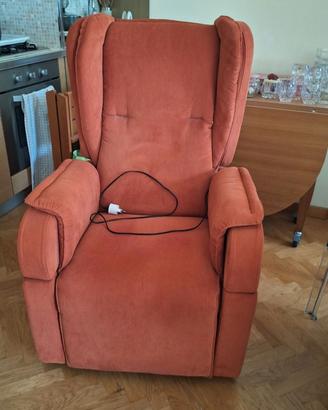 Poltrona relax elettrica alzapersona