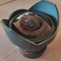 Samyang 8mm f/3.5 UMC Fish-eye CS