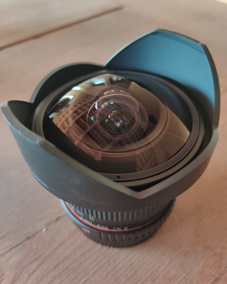 Samyang 8mm f/3.5 UMC Fish-eye CS
