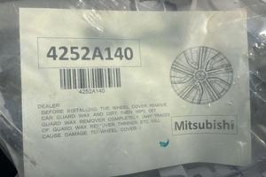 Copricerchi Originali Mitsubishi 14"