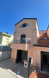 TRILOCALE DI RECENTE COSTRUZIONE