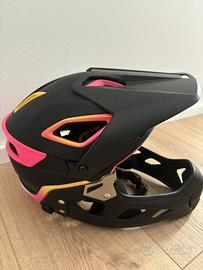 Casco uvex MTB modulare