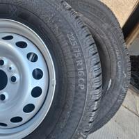 gomme 225/75 r16 cp