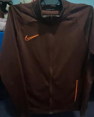 Felpa Nike marrone con zip – sportiva/streetwear