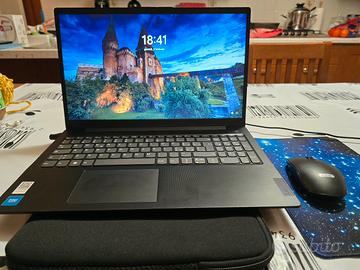Lenovo PC Portatile 